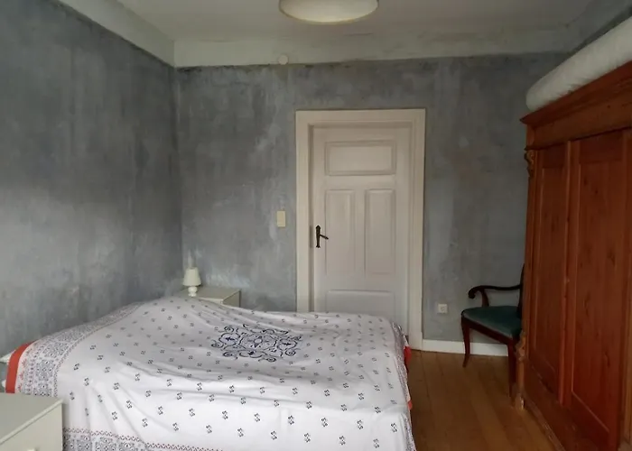 Charming Flat With Wood Stove On A Large Farm Appartamento *